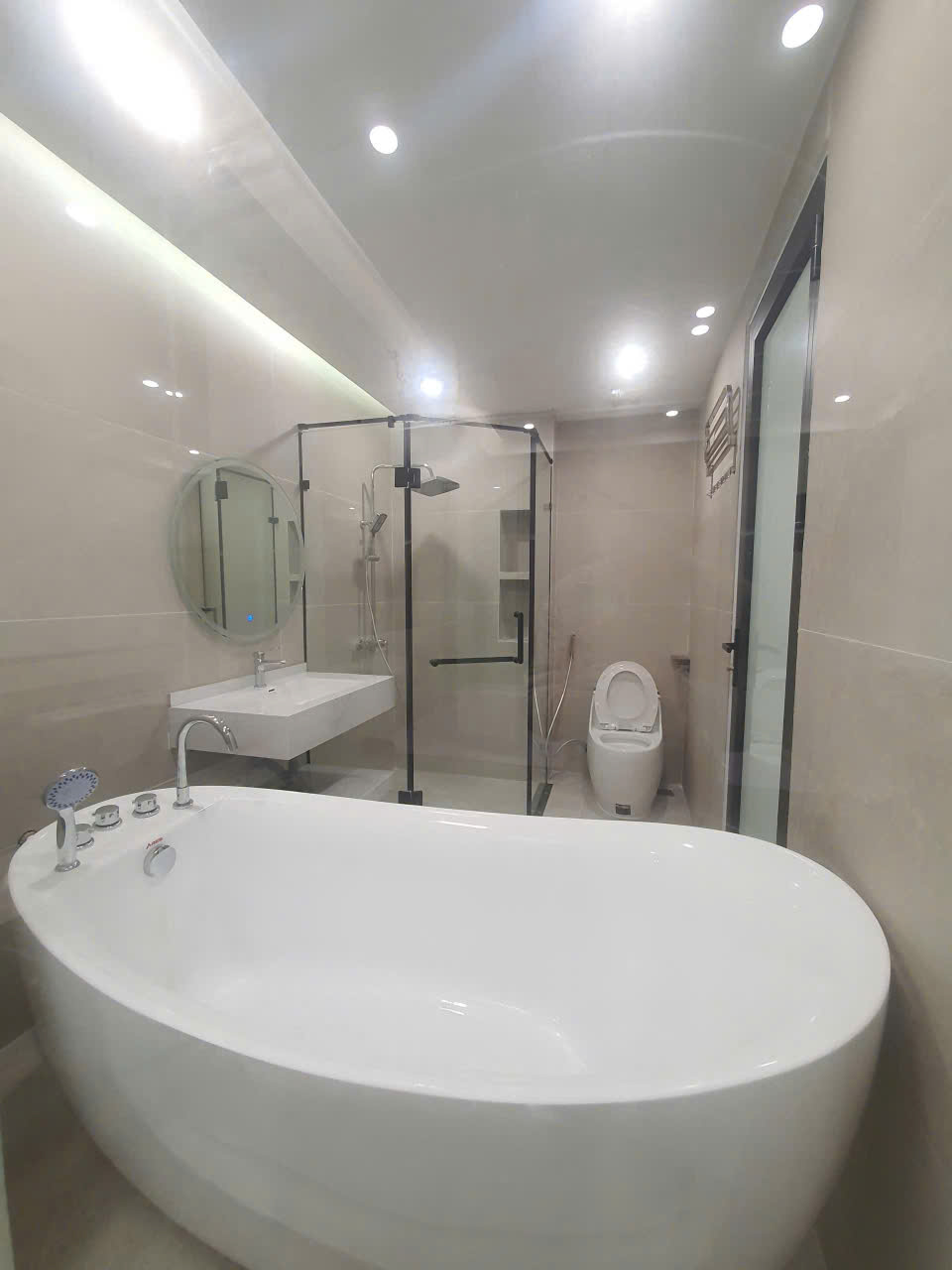 NGỌC THỤY – NHÀ 6 TẦNG THANG MÁY – Ô TÔ ĐỖ CỔNG – 14.5 TỶ 3