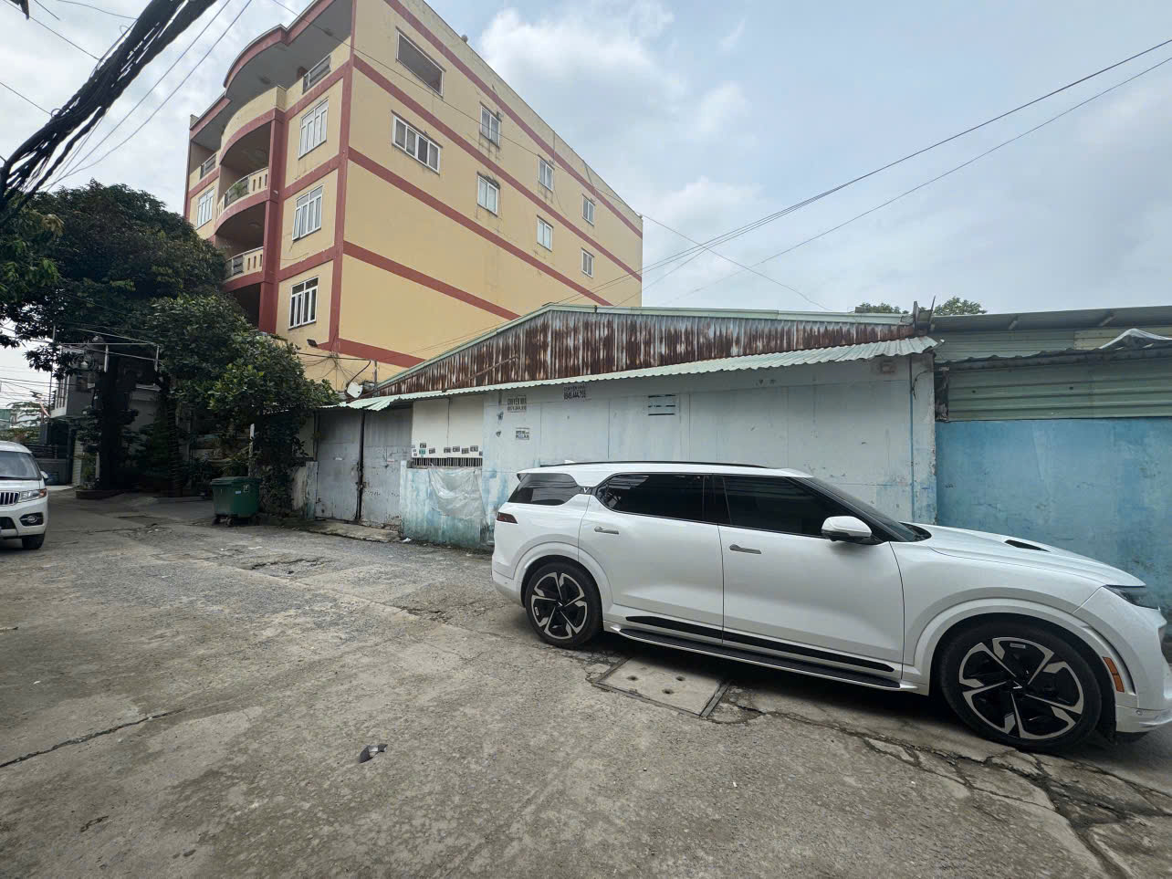 BÁN XƯỞNG/KHO TRUNG CHÁNH – BÀ ĐIỂM – HÓC MÔN - ĐƯỜNG 8M – XE TẢI RA VÀO THOẢI MÁI – GIÁ TỐT 3