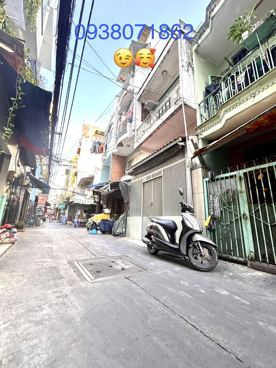 BÁN NHANH NHÀ- 28M2- CHỈ 4 ĐỒNG NHỈNH-  10M RA MT ĐOÀN VĂN BƠ- XE HƠI ĐẾN ĐÓN- KINH DOANH MUA BÁN 3