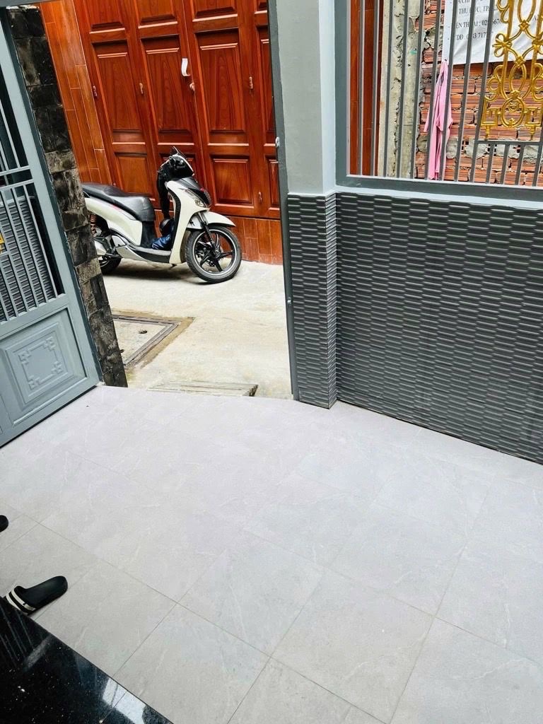 BÁN NHÀ NGANG 4M - Đ.ĐOÀN VĂN BƠ- ĐẤT FULL THỔ CƯ- LƯU THÔNG TÔN ĐẢN- VĨNH KHÁNH- HOÀNG DIỆU- 5