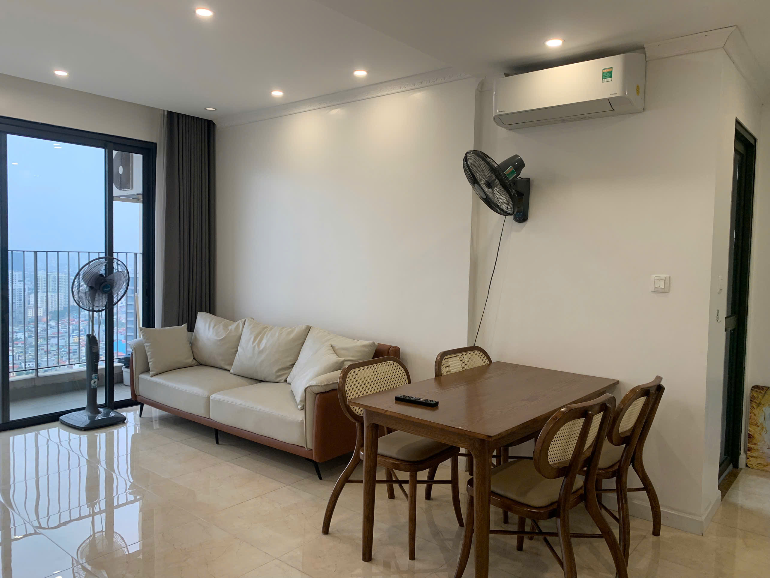 Cần bán Căn hộ chung cư dự án Vinhomes D'Capitale, Diện tích 70m², Giá Thương lượng 8