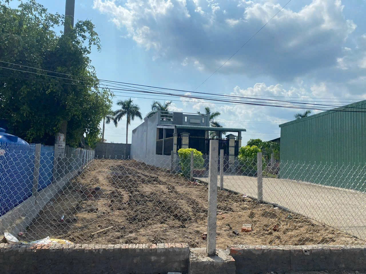 Bán đất mặt tiền quốc lộ 1A, xã Nhị Thành, Thủ Thừa dt 285,6m2 full thổ giá 4,5 tỷ 3