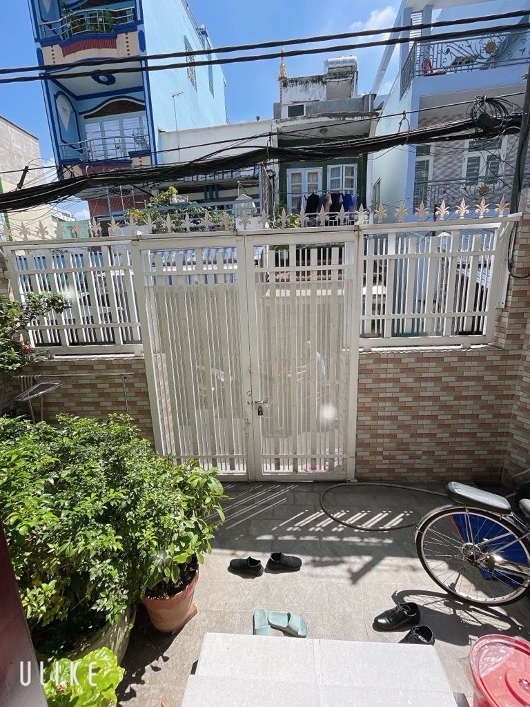 BÁN NHÀ Đ.ĐOÀN VĂN BƠ- 84 M2 CHỈ 8 ĐỒNG NHỈNH- MT ĐƯỜNG 4M- NGANG 5.6M-  LƯU THÔNG THUẬN TIỆN QUA 3