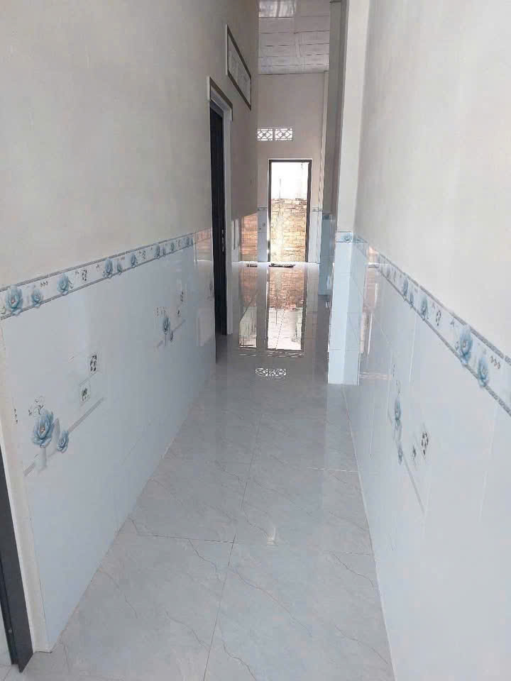 Bán nhà cấp 4 mới xây ở ấp Cây Sộp , xã Tân An Hội dt 160m2 full thổ ,2 pn , 2wc giá 2,95 tỷ 2