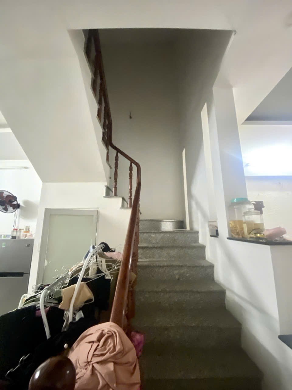 BÁN NHÀ 2 TẦNG – HẺM XE HƠI – ĐỐI DIỆN VẠN PHÚC CITY-5TỶ7 TL 4