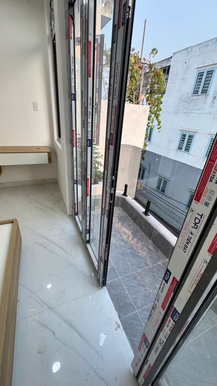 Bán 2 nhà 3 lầu mới xây full nội thất gần bàn giao Bình Hưng Hòa , Bình Tân giá 7,9 tỷ 1/ căn 7