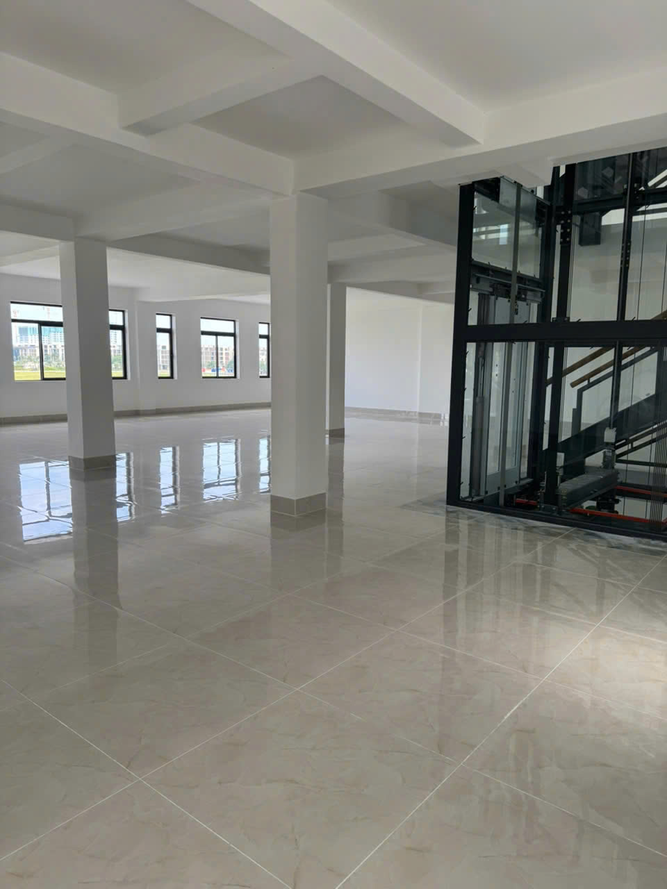 Cho thuê Biệt thự Quận 2, Hồ Chí Minh, Diện tích 300m², Giá 210 Triệu/tháng 4