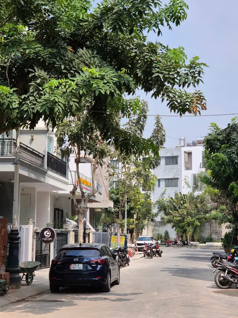 Cần bán Nhà mặt tiền Quận 2, Hồ Chí Minh, Diện tích 126m², Giá 35 Tỷ 2