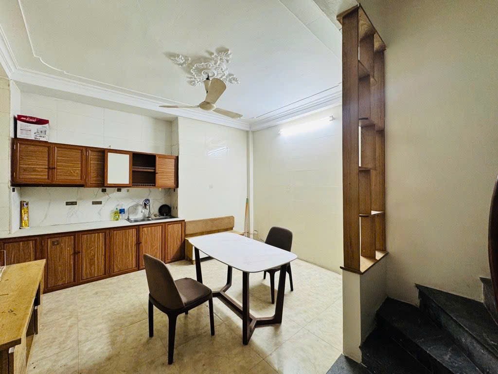 Giá hiếm, oto đỗ cổng, vị trí đẹp 2