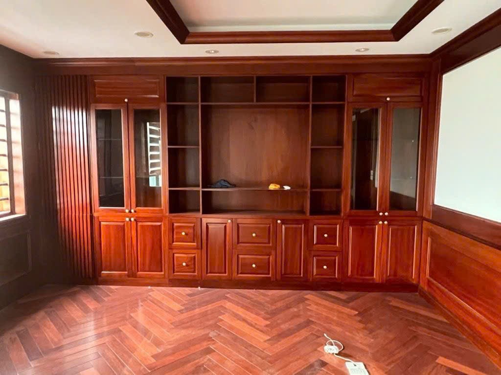 BÁN NHANH BT HỒ LINH ĐÀM 200M2 - SỐNGTRONG LÒNG DI SẢN XANH –  vi VI VU HỒ LỘNG GIÓ- GIÁ ĐẦU 2