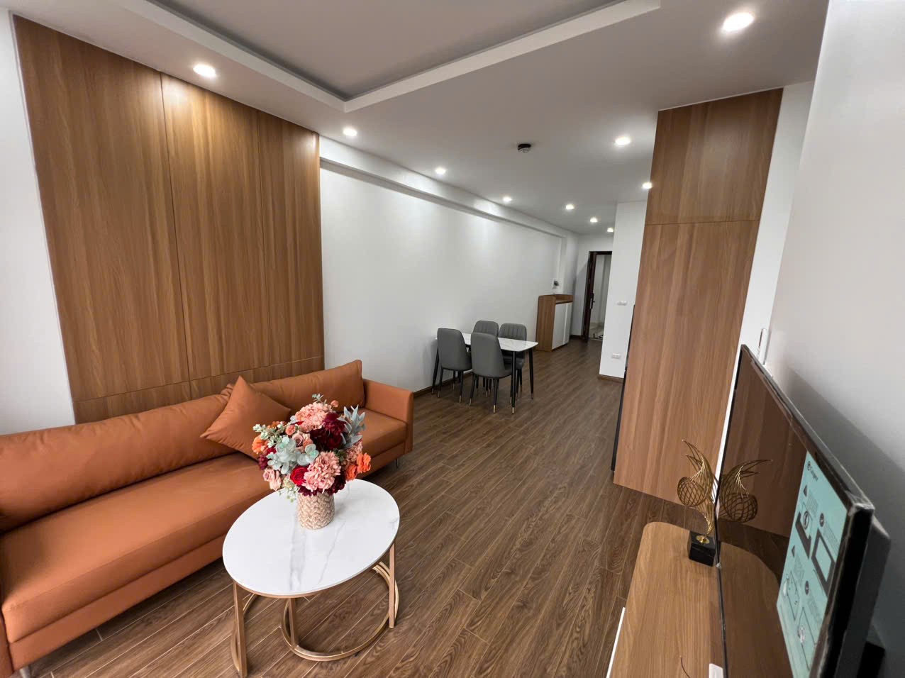 Bán nhanh căn góc 3PN 82.48m2 tầng trung Tecco Elite, giá bán 2,3 tỷ, có hỗ trợ vay ngân hàng 5