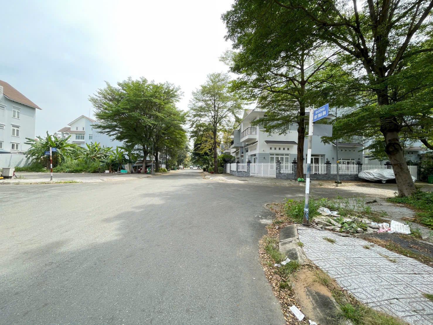 Cần bán Đất Phường Phước Long B, Quận 9, Diện tích 200m², Giá 95 Triệu/m²