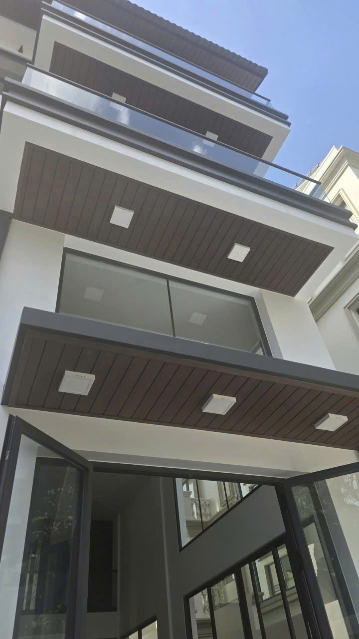 Cho thuê Biệt thự Phường Thạnh Mỹ Lợi, Quận 2, Diện tích 200m², Giá 120 Triệu/tháng