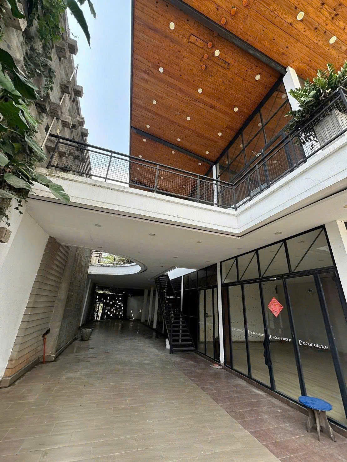 Cho thuê Nhà mặt tiền Phường Thạnh Mỹ Lợi, Quận 2, Diện tích 380m², Giá Thương lượng 2