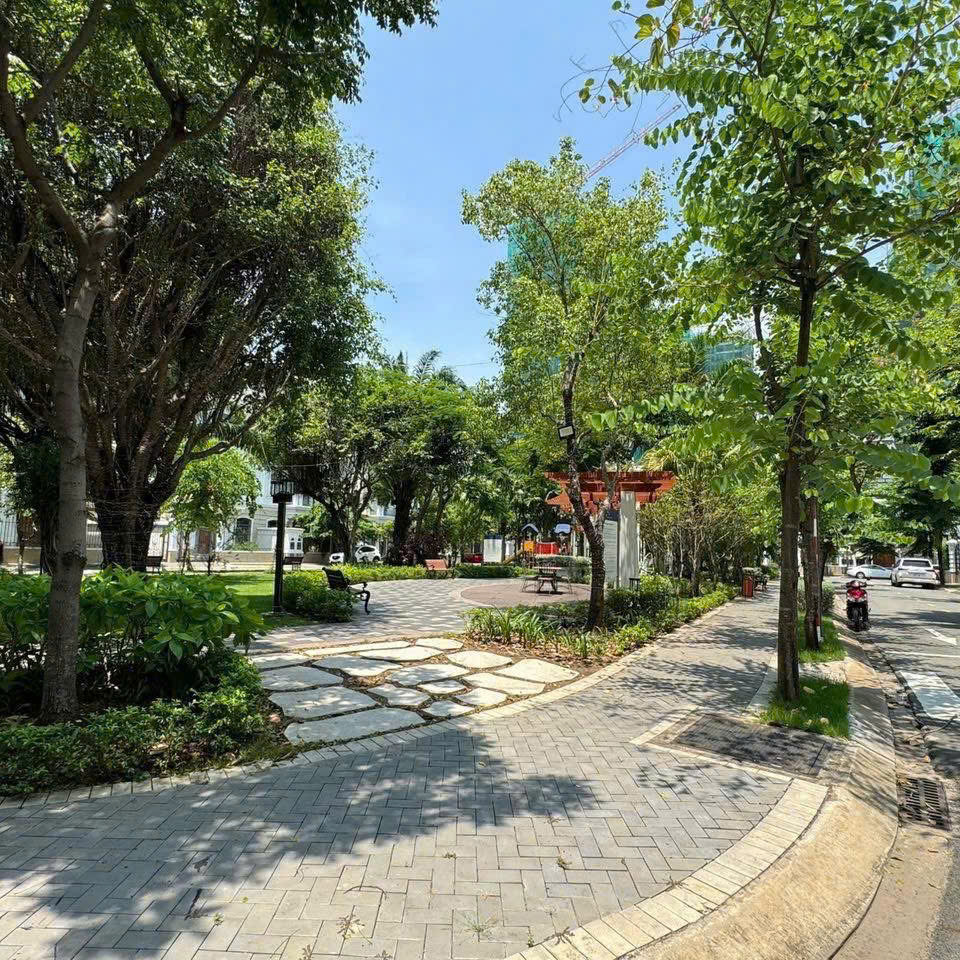 Cần bán Biệt thự Phường Thạnh Mỹ Lợi, Quận 2, Diện tích 270m², Giá 65 Tỷ 7