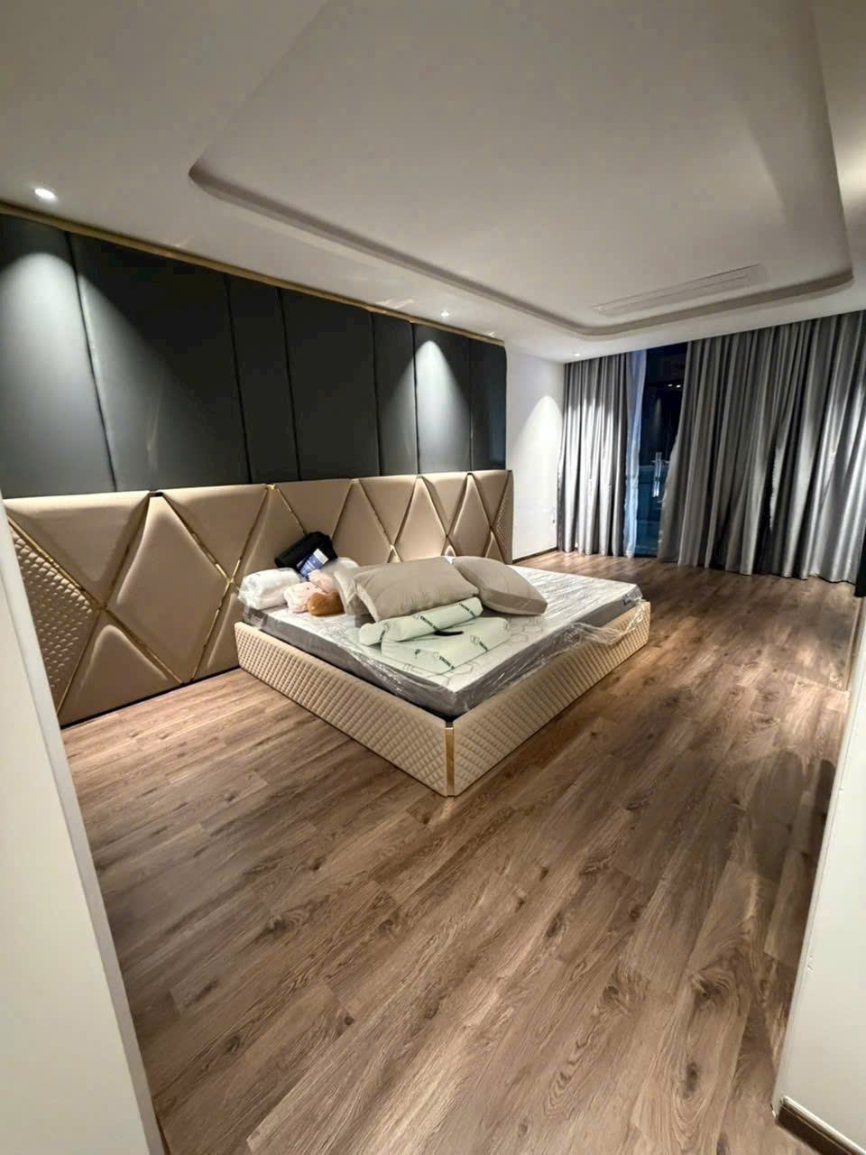 BIỆT THỰ MINI TÔ KÝ – ĐƯỜNG 8M – GIÁ CHỈ 9,89 TỶ CÁCH CHỢ BA BẦU CHỈ 200M 3