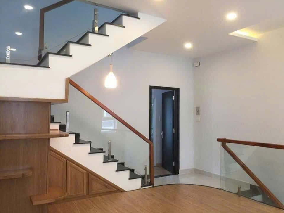 Cho thuê Nhà mặt tiền Phường Phú Hữu, Quận 9, Diện tích 75m², Giá Thương lượng