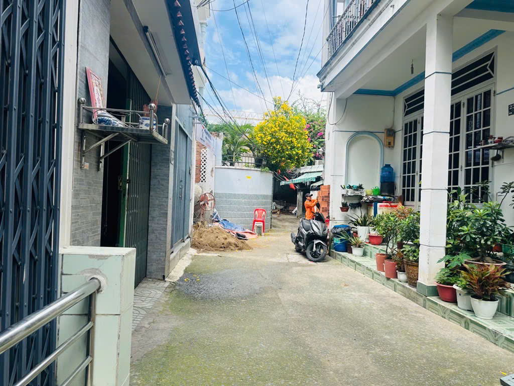 Cần bán Nhà trọ - Phòng trọ Phường Phước Long A, Quận 9, Diện tích 90m², Giá 06 Tỷ