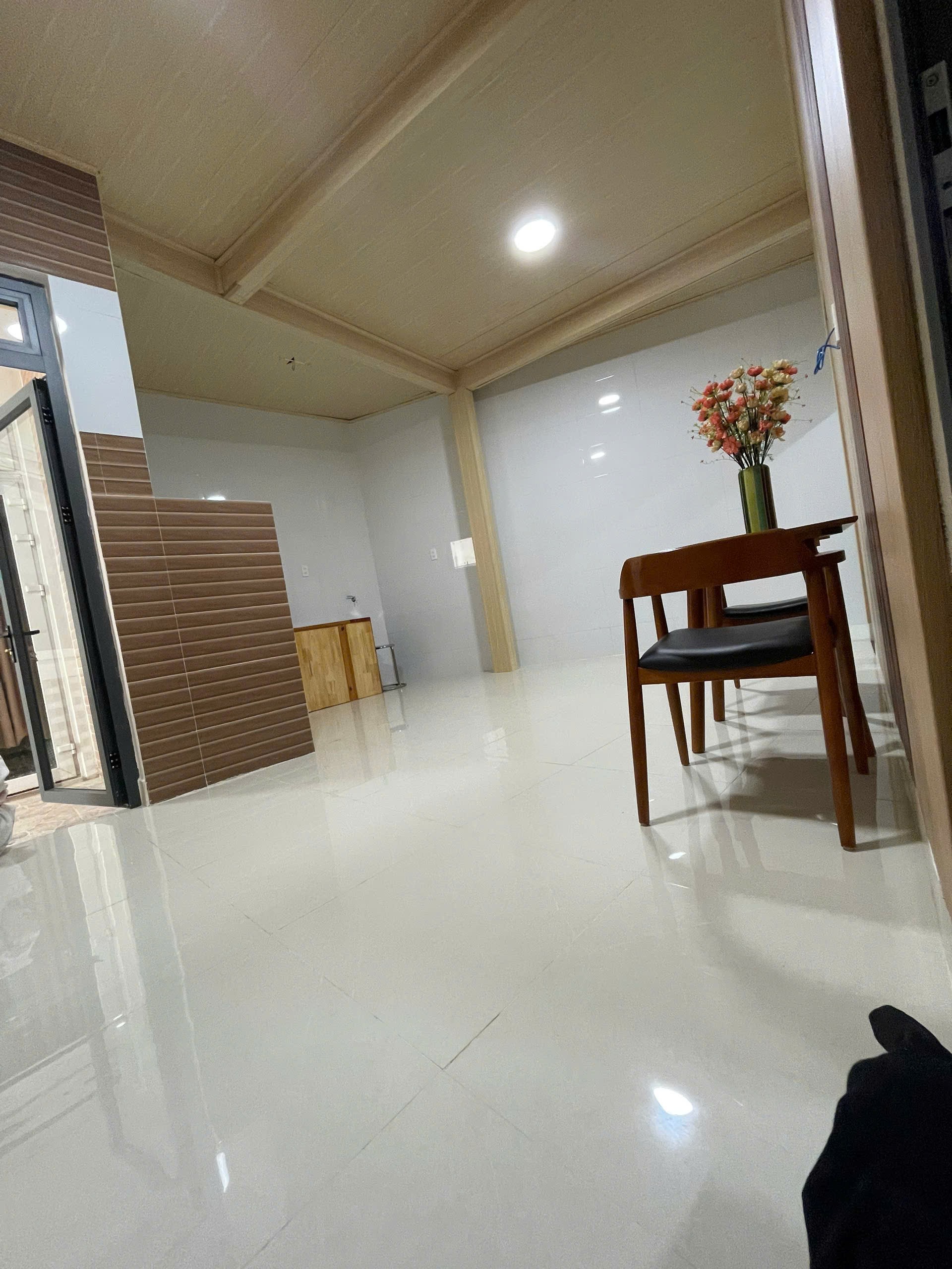 Cho thuê nhà đường Trần Quang Khải phường 8 Đà Lạt giá 6.2 triệu 3