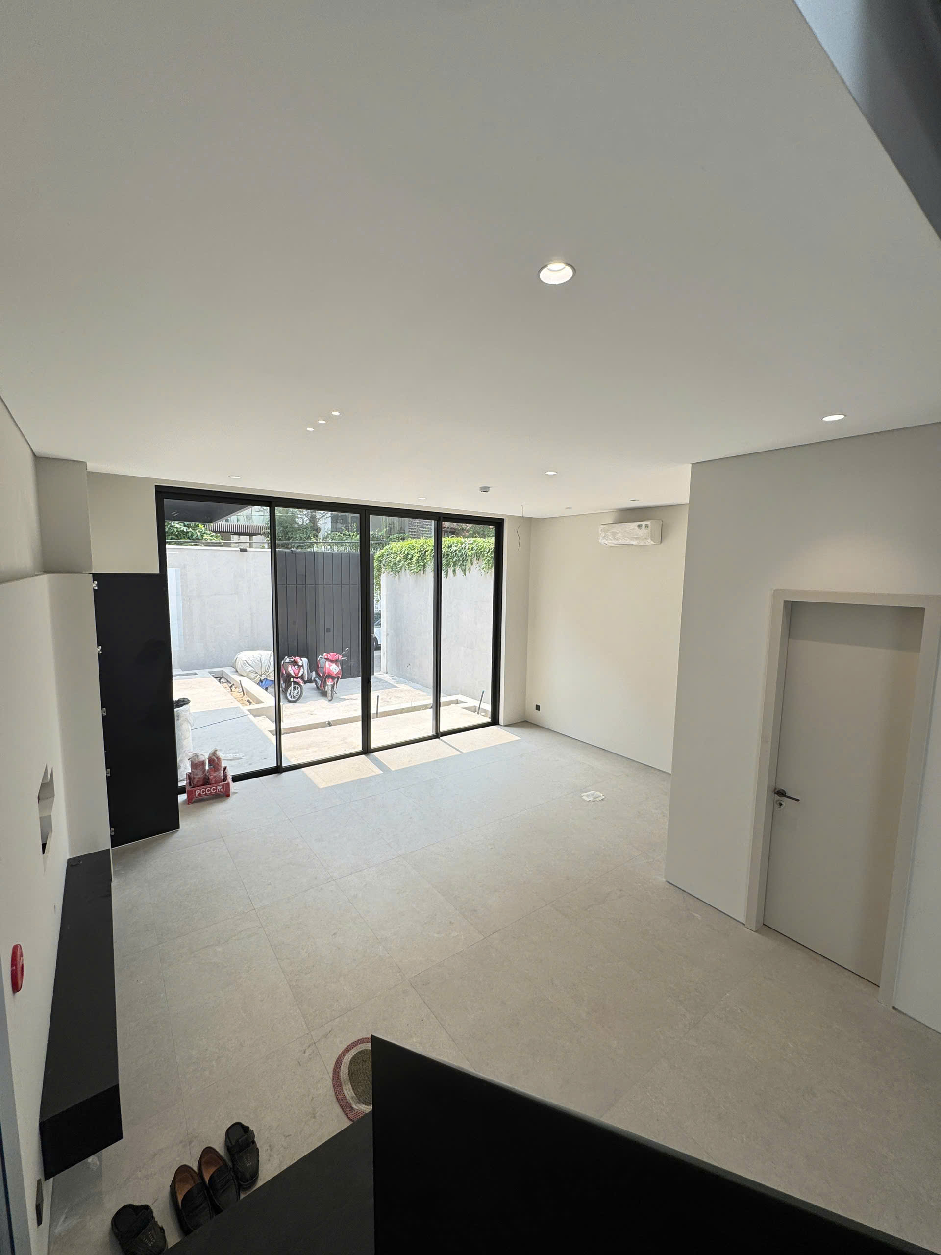 Cho thuê Biệt thự Phường Thảo Điền, Quận 2, Diện tích 165m², Giá Thương lượng 5