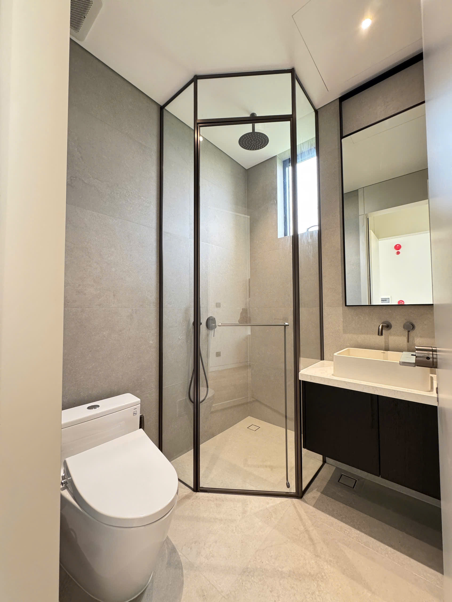 Cho thuê Biệt thự Phường Thảo Điền, Quận 2, Diện tích 165m², Giá Thương lượng 11