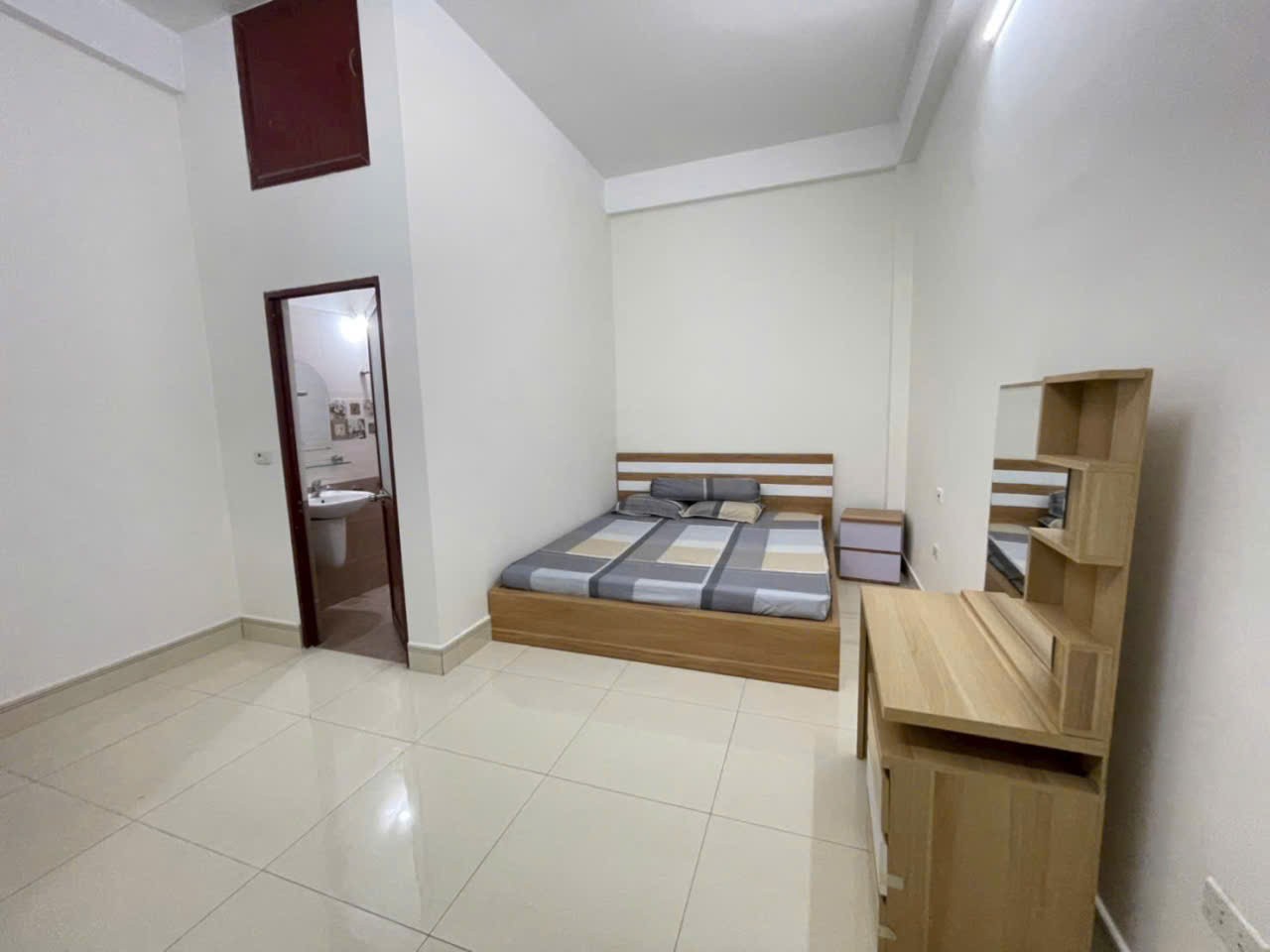 Bán nhà đẹp / tỉnh lộ 15 , Tân Thạnh Tây , Củ Chi dt 100m2 full thổ , 2 lầu , 3pn, 3wc giá 4,5 tỷ 6