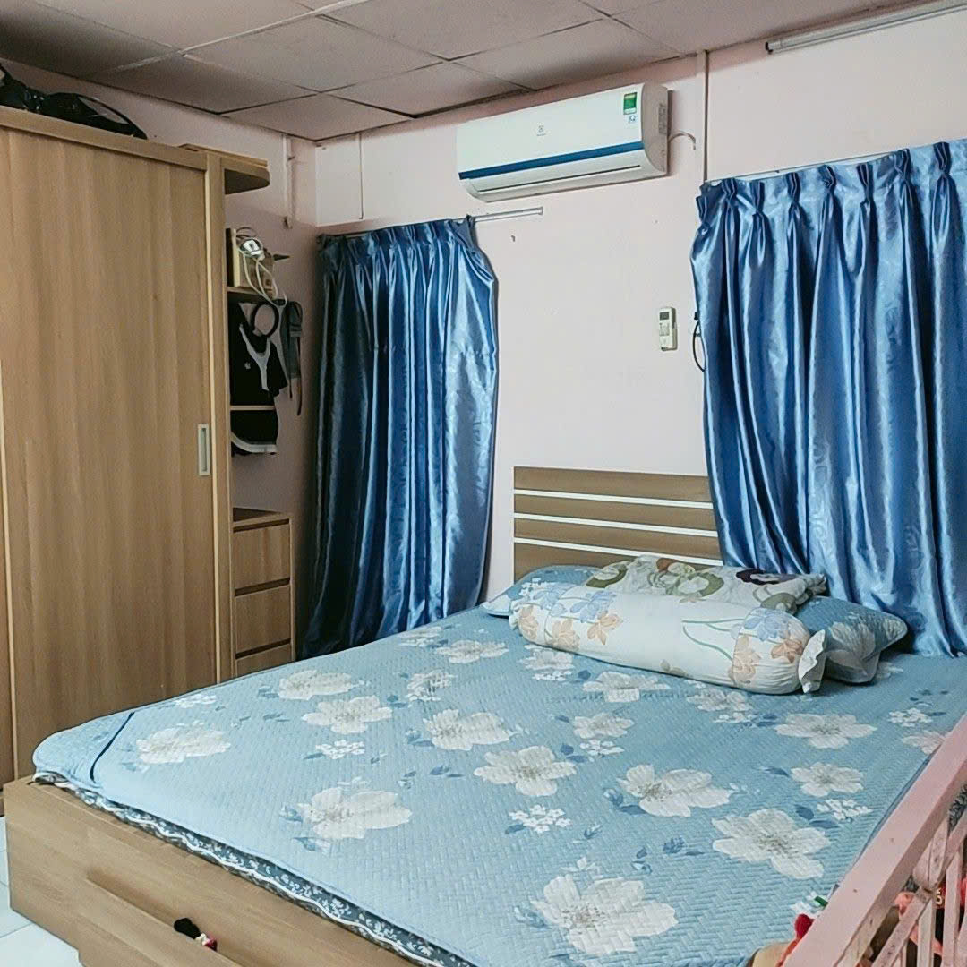 Bán nhà 1 trệt 1 lầu, SHR hoàn công đủ, ban công rộng, giá 1.9 tỷ 10