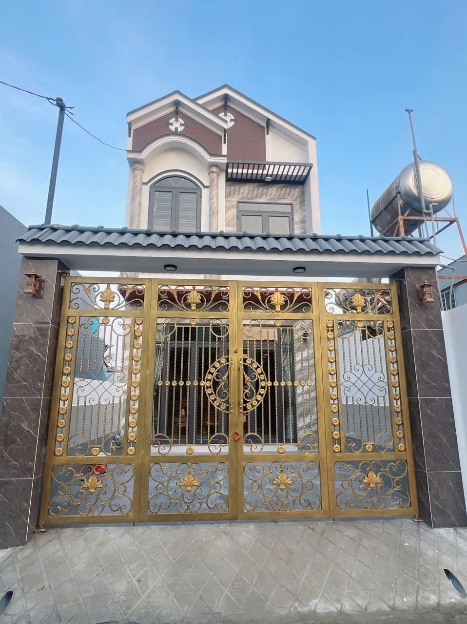 Bán nhà đẹp hẻm Gò Hưu , Mỹ Hạnh Nam dt 132,5m2 , 1 lầu , 4pn , 3wc giá 3,3 tỷ 4