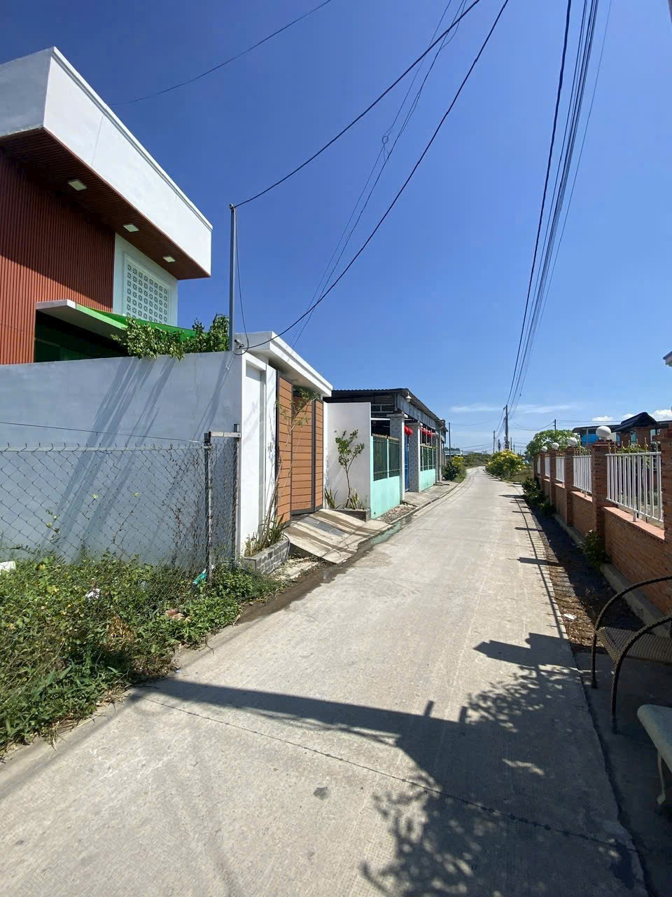 Bán nhà đẹp mt đường Tư Cò - Mười Phèo dt 96m2 1 lửng,2pn,1wc giá chốt 1,95 tỷ 3