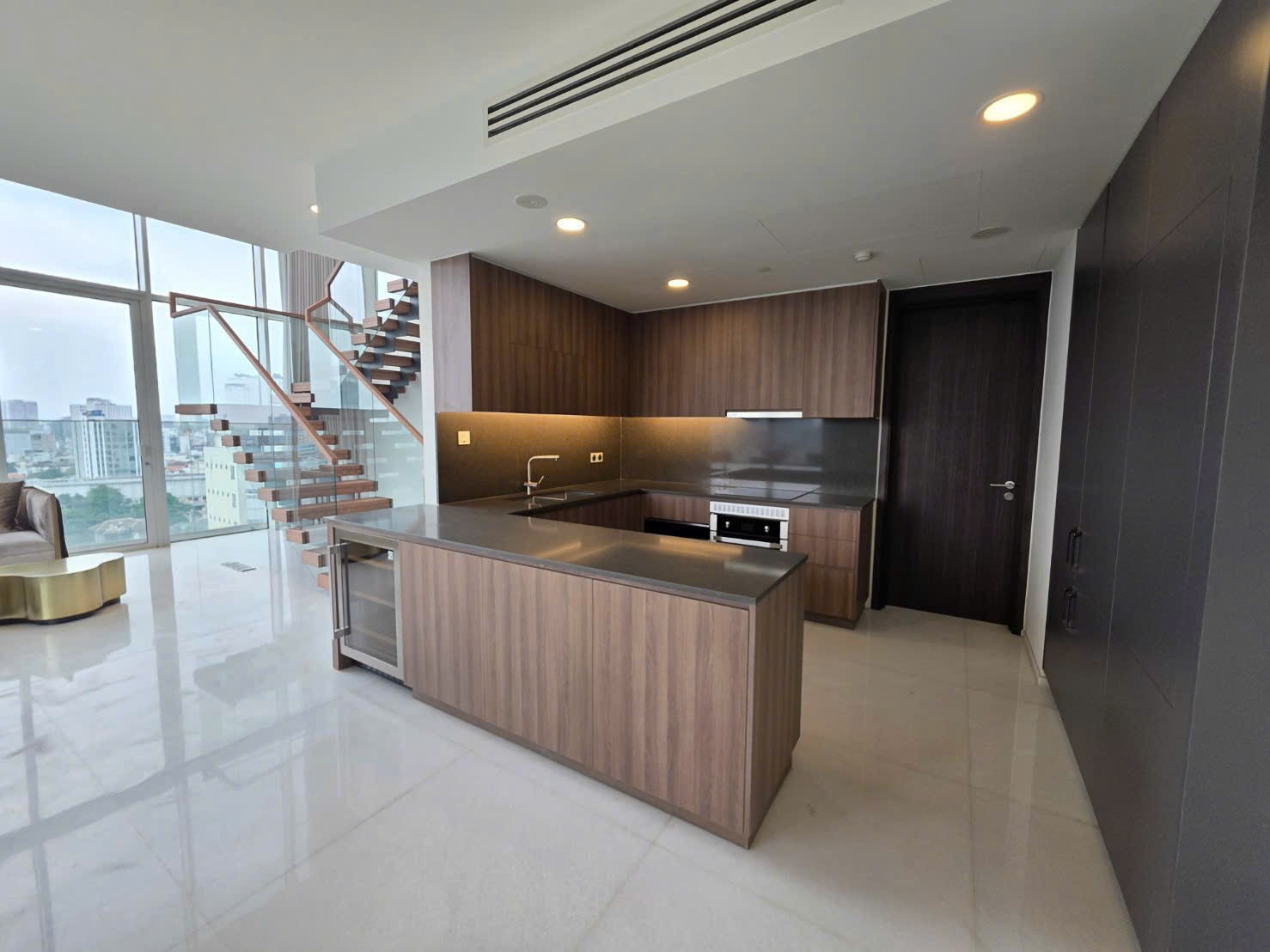 Cho thuê Căn hộ chung cư Quận 3, Hồ Chí Minh, Diện tích 255m², Giá 110 Triệu/tháng 2