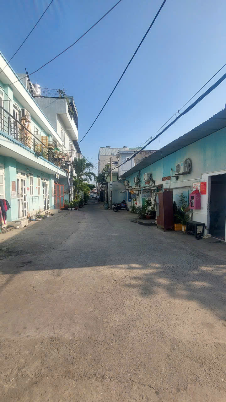 NHÀ TRỌ HXH NGUYỄN VĂN QUÁ – Q12 - GIÁ TỐT 6,5 TỶ – KHU TRỌ LUÔN KÍN PHÒNG 3