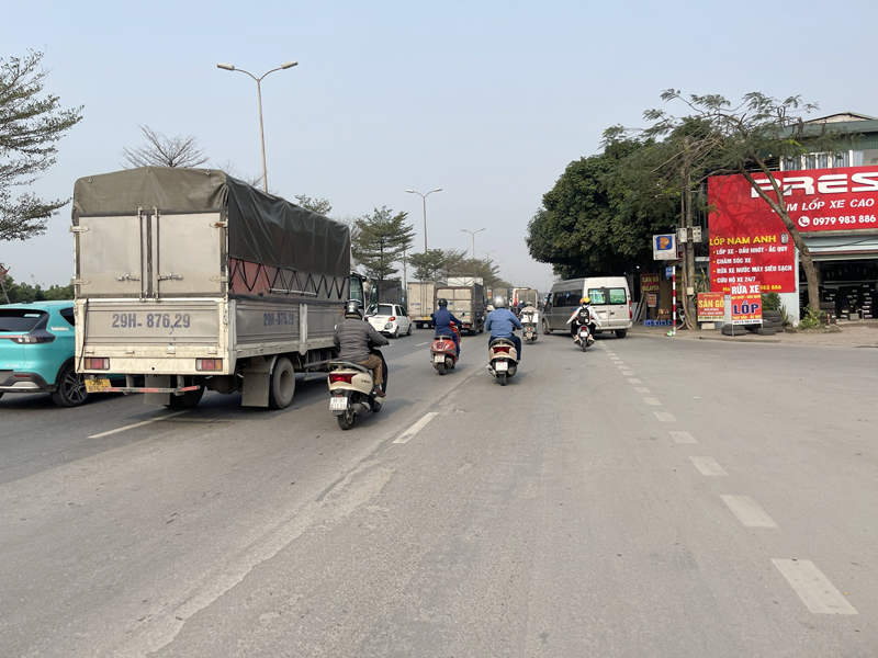 Bán nhà C4 mặt đường QL5A đoạn Trâu Quỳ - Đặng Xá: 78,4m2, vuông đẹp, đang cho thuê 4