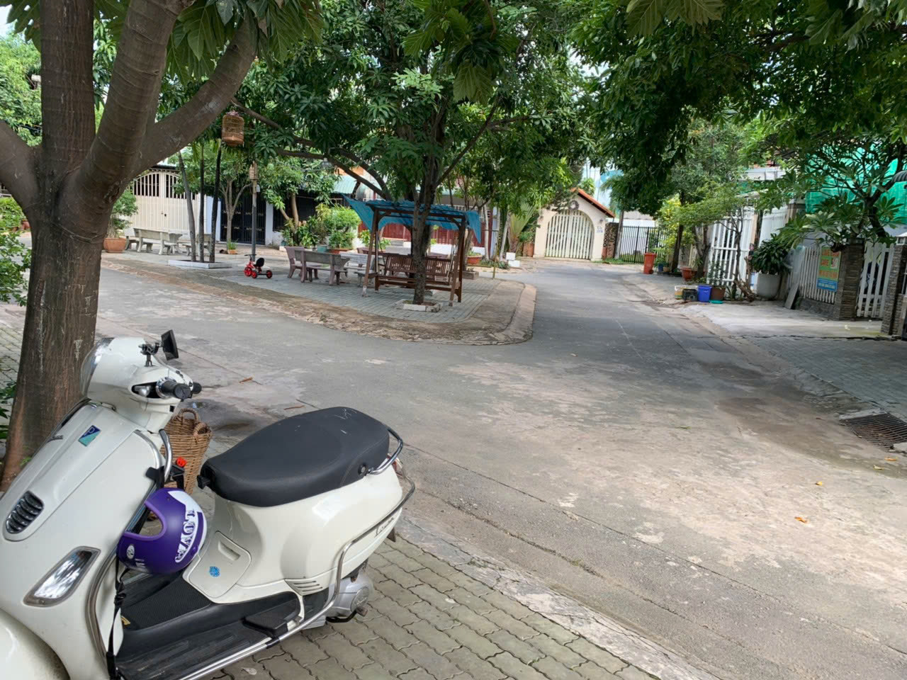 Cần bán Nhà mặt tiền Phường Phước Long B, Quận 9, Diện tích 198m²