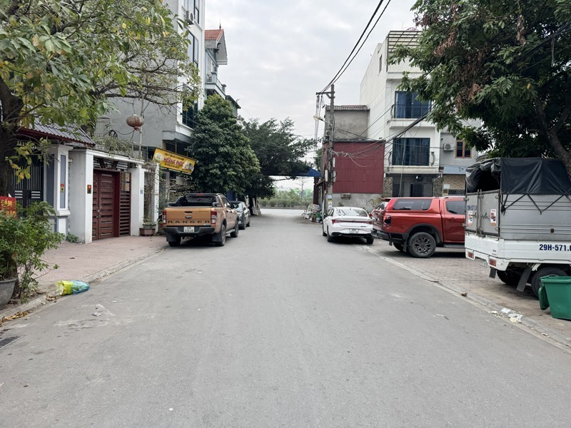 Đất đấu giá Voi Phục - Gia Lâm: 99,1m2 lô góc, 3 ô tô tránh, vị trí vàng làm Văn Phòng/ Công Ty 2