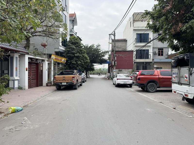 Đất đấu giá Voi Phục - Gia Lâm: 99,1m2 lô góc, 3 ô tô tránh, vị trí vàng làm Văn Phòng/ Công Ty 3