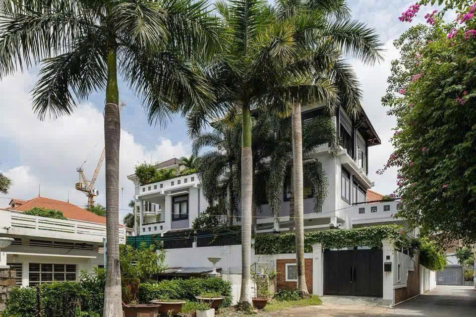 Cho thuê Biệt thự Phường Thảo Điền, Quận 2, Diện tích 309m², Giá Thương lượng 7