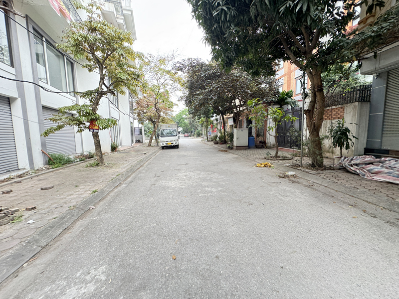 (Bán Gấp 15 Ngày) - Đất Trâu Quỳ Gia Lâm 113m2 - Đối Diện Shophouse Metropolitan