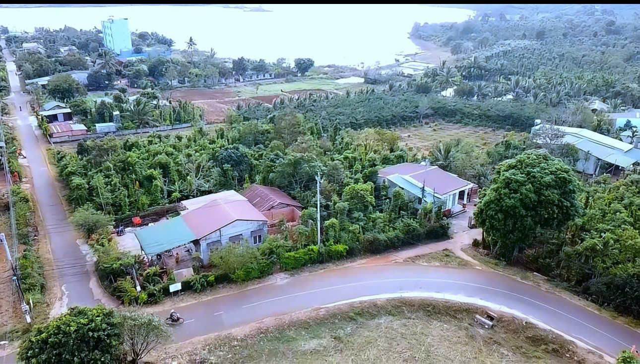 BÁN LÔ ĐẤT 2 MẶT TIỀN ĐƯỜNG 19.5 - GÀN HỒ EA KAO - BUÔN MA THUỘT 2