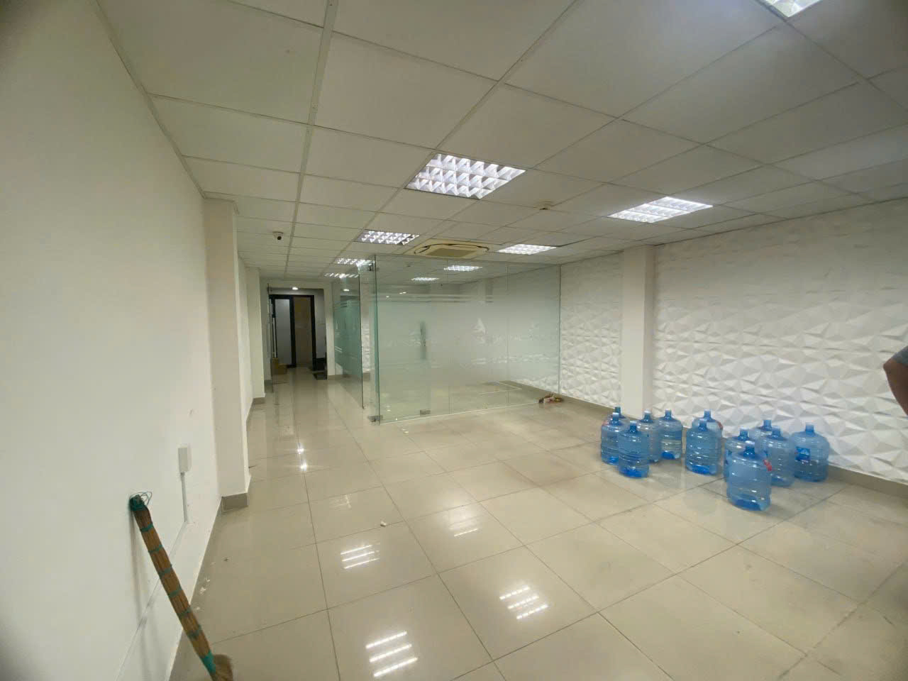 Cho thuê Nhà mặt tiền Phường An Phú, Quận 2, Diện tích 100m², Giá 66 Triệu/tháng