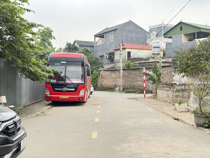 Bán đất đấu giá Đổng Xuyên 68,8m2 - Đường rộng thênh thang - Gần đường gom DT20 (Đê Vàng) 3