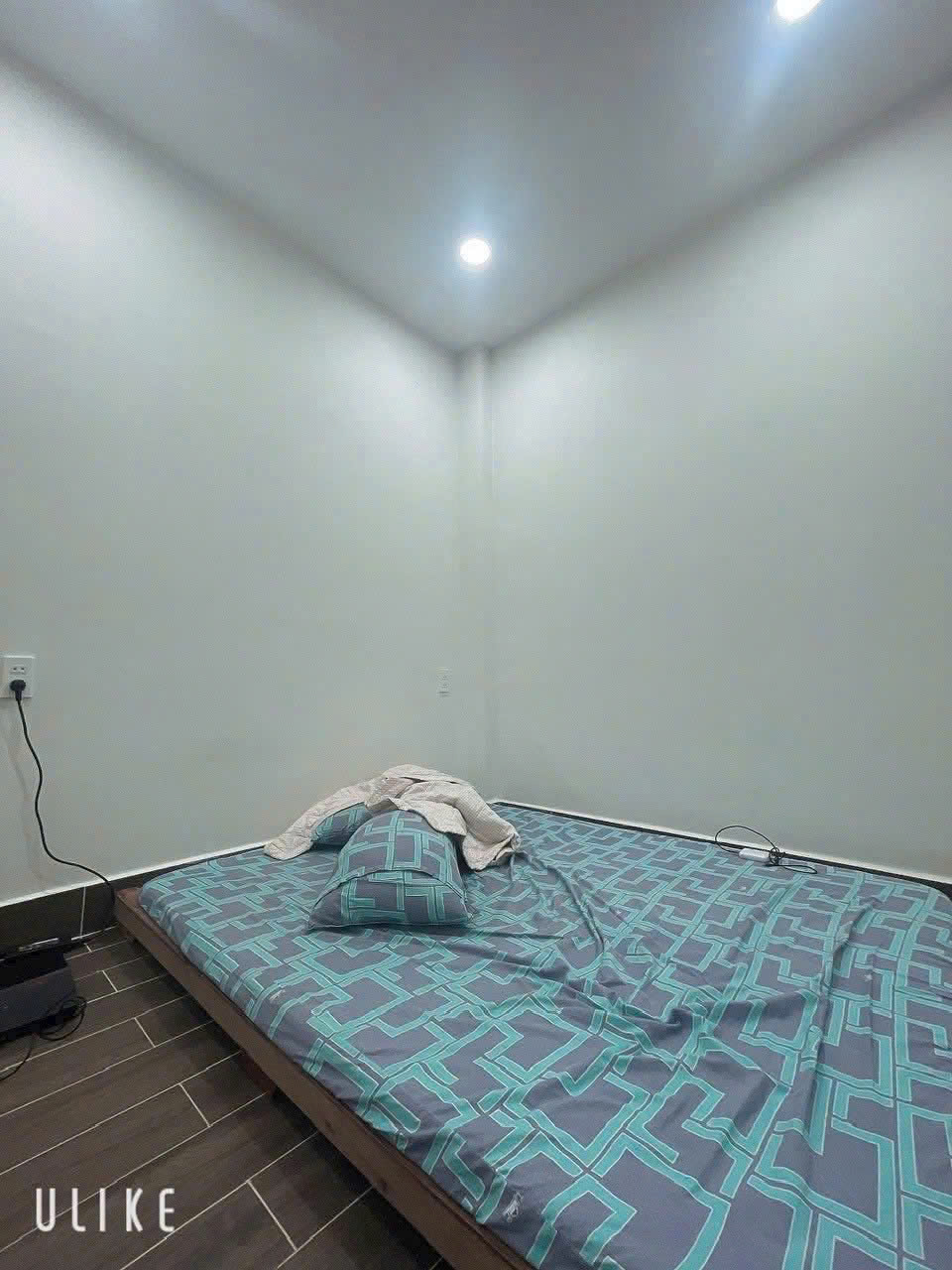 NHÀ C4 LINH CHIỂU SÁT HOÀNG DIẸU 2 CHỈ 3.3 TỶ CÒN TL 3