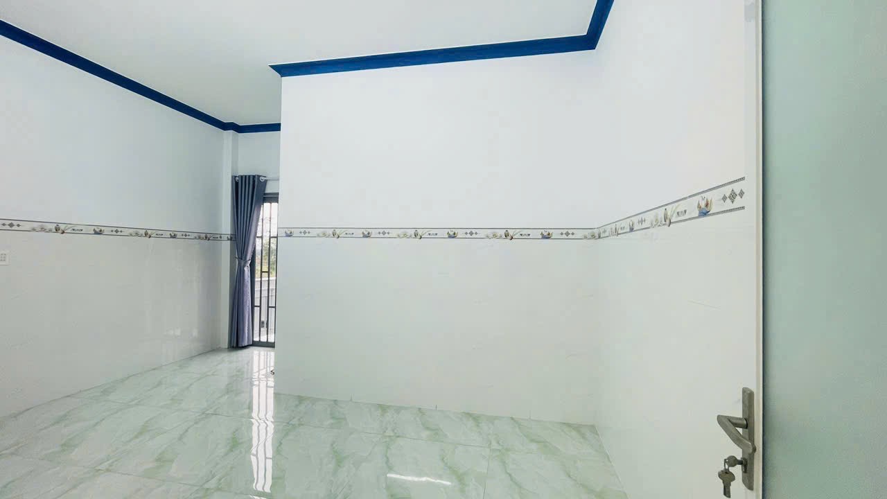 Bán nhà hẻm beton thị trấn Đức Hòa dt 130m2 , 1 lầu, 3pn , 3wc giá 2,35 tỷ 7