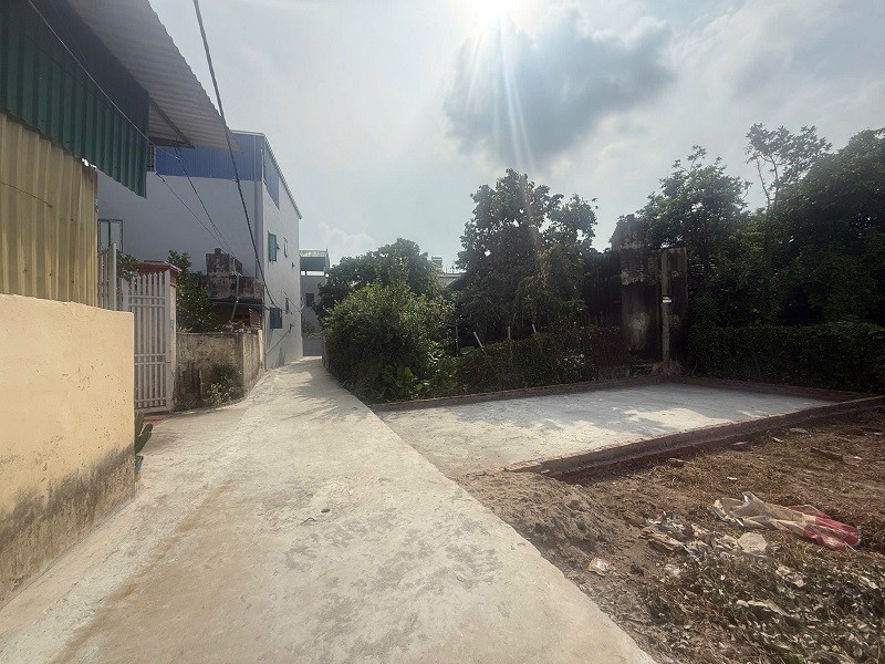 Bán đất Thanh Văn Thanh Oai Sát SVĐ Trống Đồng, lô 42m2, 500m ra Cienco