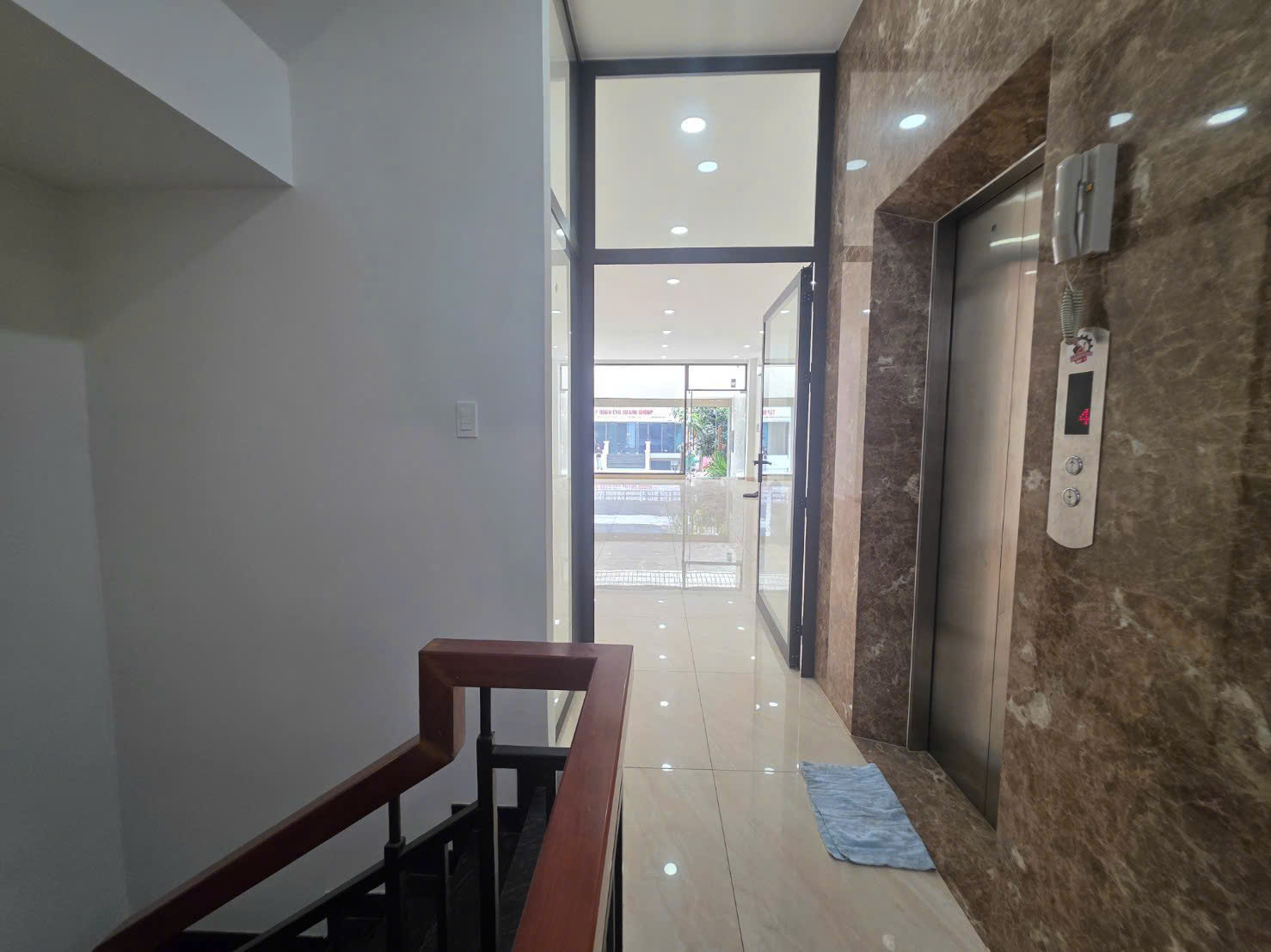 Cho thuê Nhà mặt tiền Phường Bình Trưng Đông, Quận 2, Diện tích 100m², Giá 65 Triệu/tháng 2