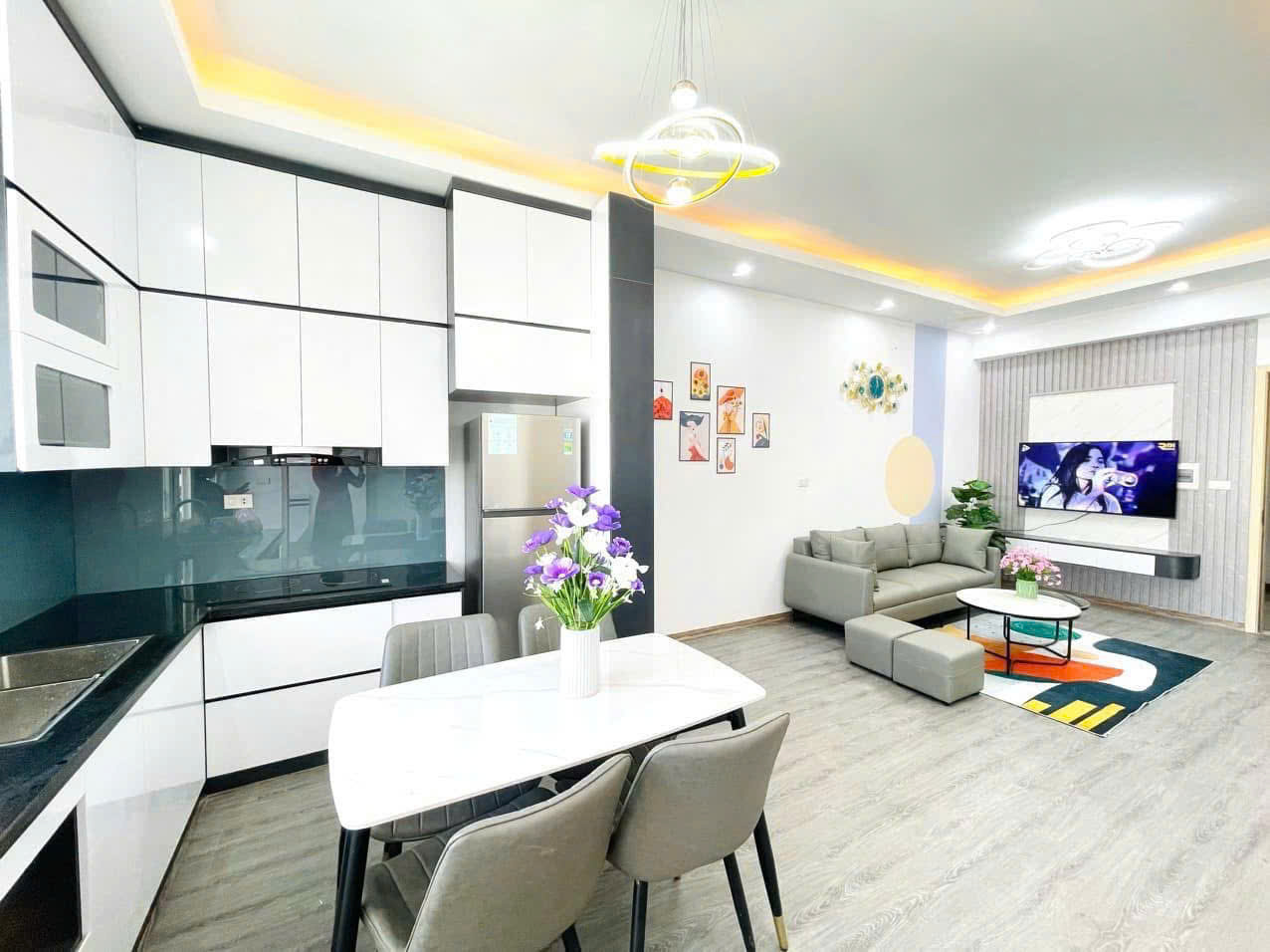 Cần tiền bán gấp căn hộ 2 Pn-full nội thất tại Thanh Hà-Mường Thanh 10