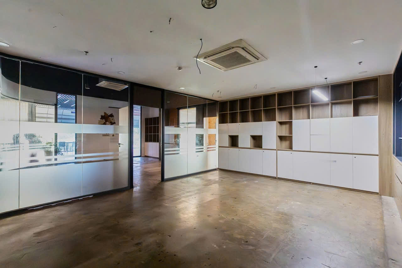 Cho thuê Văn phòng Quận 9, Hồ Chí Minh, Diện tích 85m², Giá Thương lượng 3