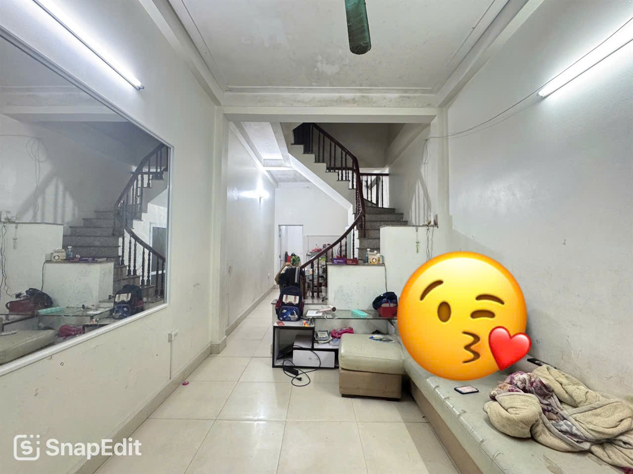 Bán gấp căn nhà 3 tầng gần chợ - trung tâm thị trấn Chi Đông, Mê Linh - kinh doanh sầm uất 2