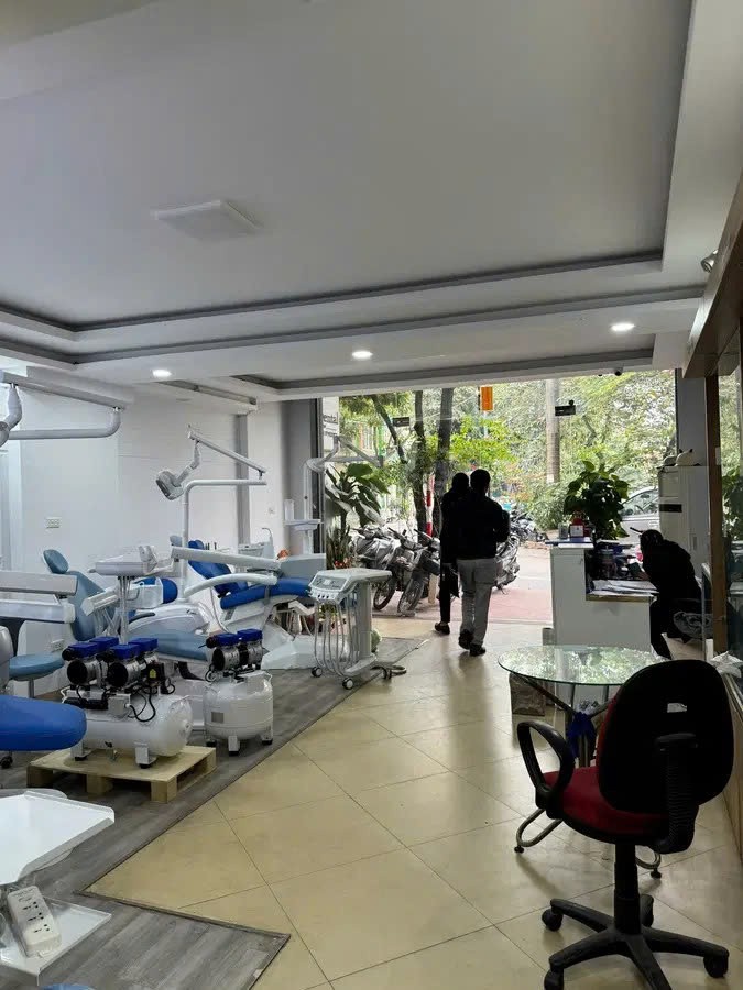 OTO TRÁNH  - TRUNG TÂM  ĐỐNG ĐA - PHƯƠNG MAI XÂY 8 TẦNG  - CHỦ THIỆN TRÍ BÁNGIÁ THƯƠNG LƯỢNG 4