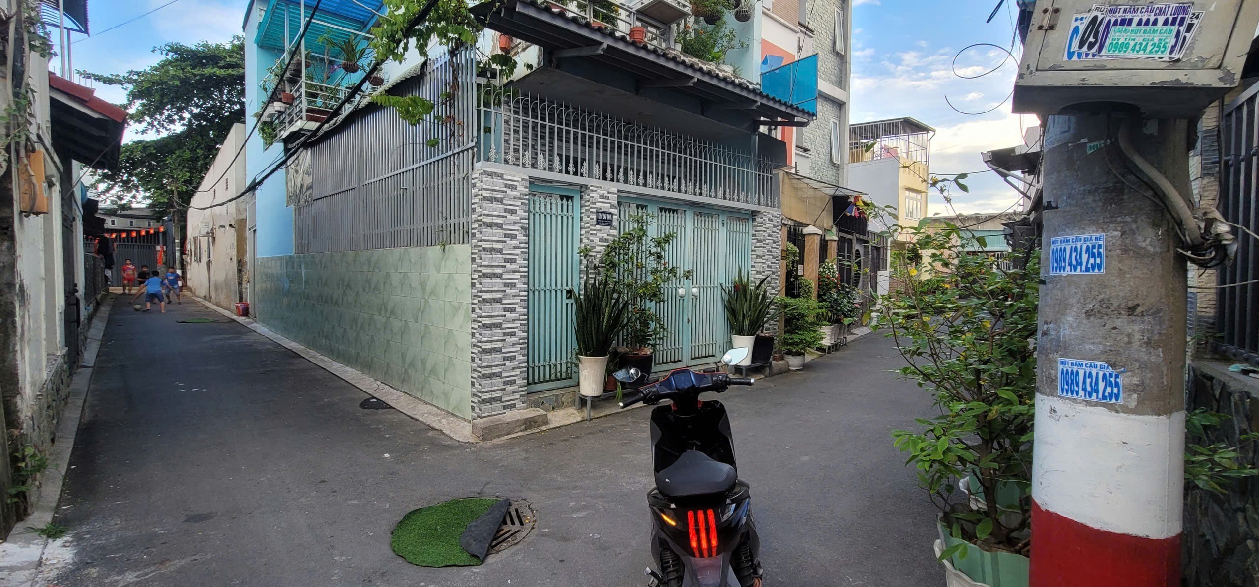 HIỀM NHANH CHÂN THÌ CÒN -  ĐẤT HẺM Ô TÔ - F LINH TÂY 2