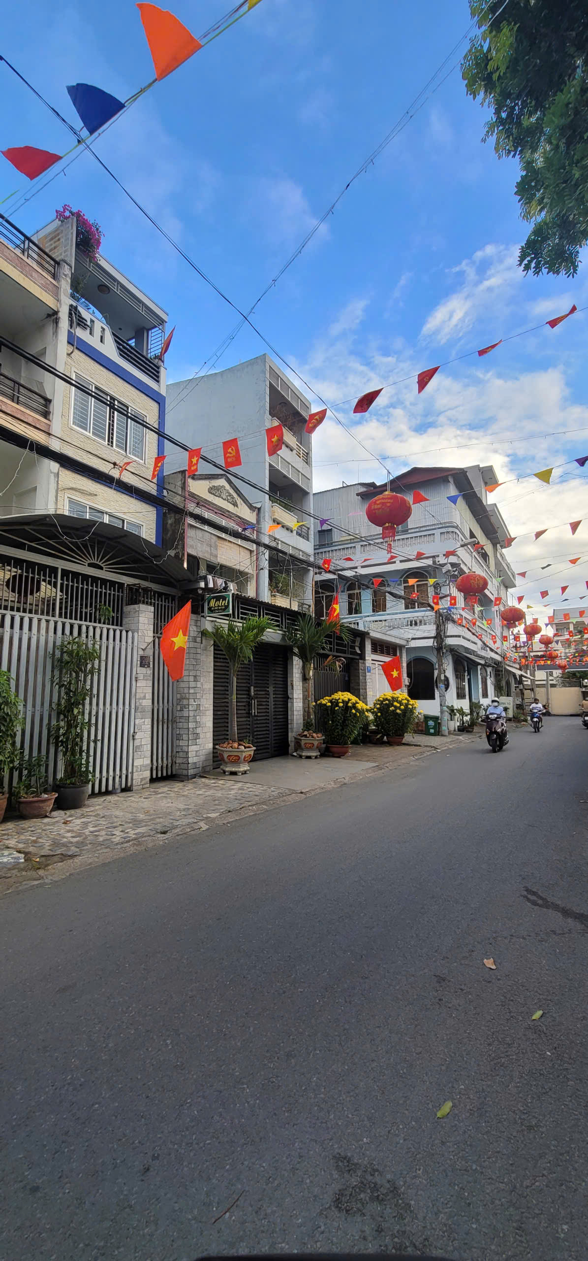 CHỦ CẦN BÁN GẤP - LÔ GÓC MẶT TIỀN ĐƯỜNG SỐ - GIÁP PHẠM VĂN ĐỒNG - LINH TÂY 3